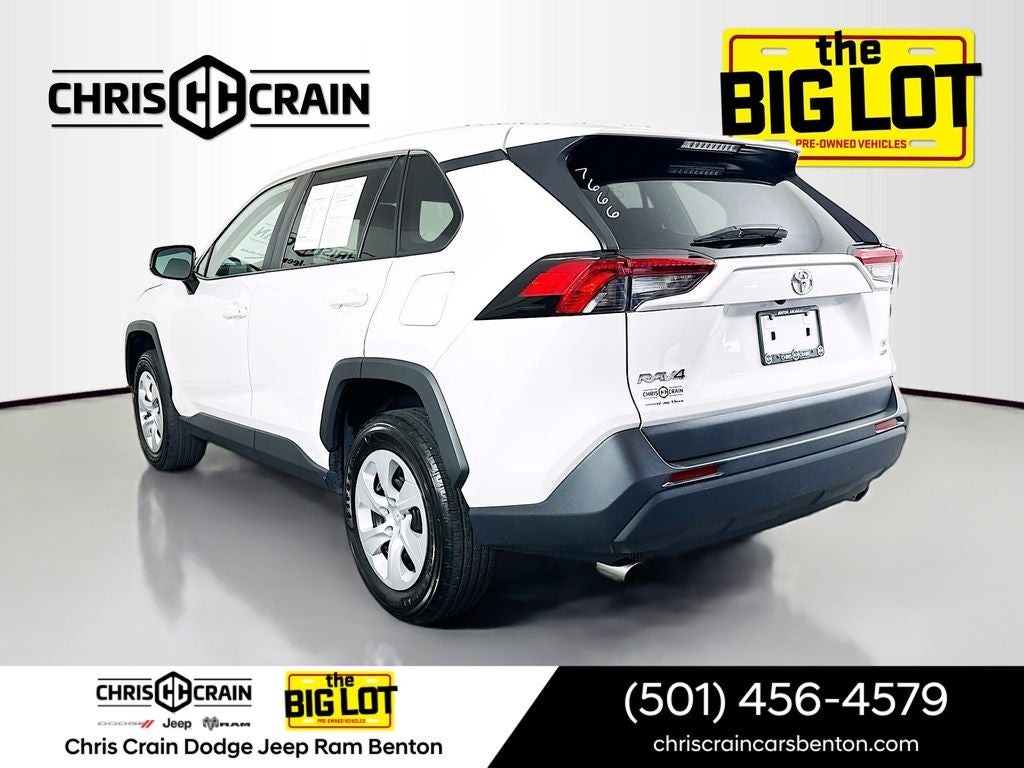 2024 Toyota RAV4 LE