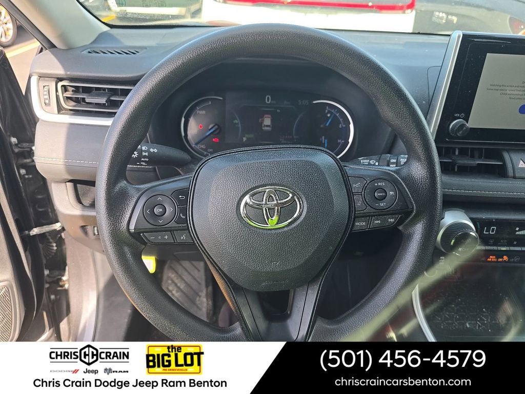 2025 Toyota RAV4 Hybrid XLE