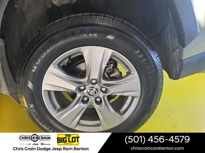 2022 Toyota RAV4 XLE