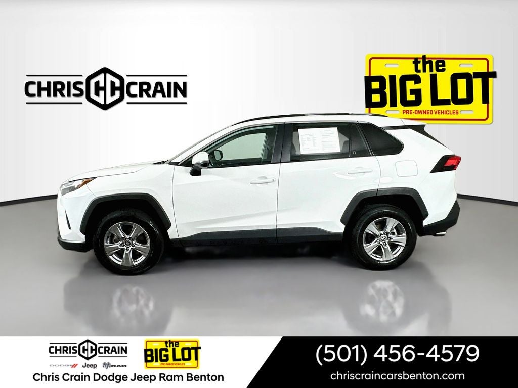 2025 Toyota RAV4 XLE