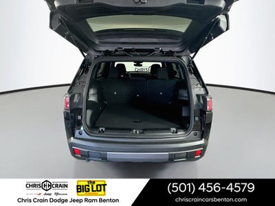 2026 Jeep Cherokee Laredo 4x4