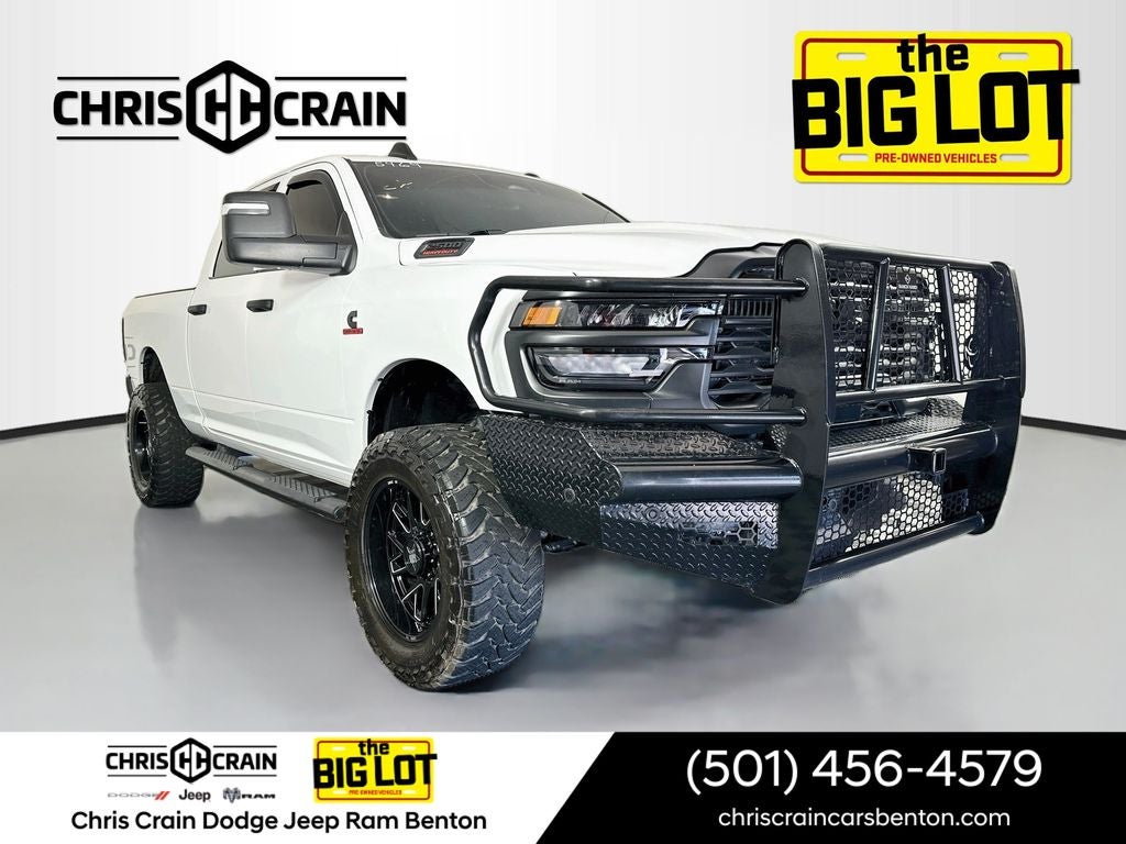 2025 RAM 2500 Tradesman Crew Cab 4x4 6'4' Box