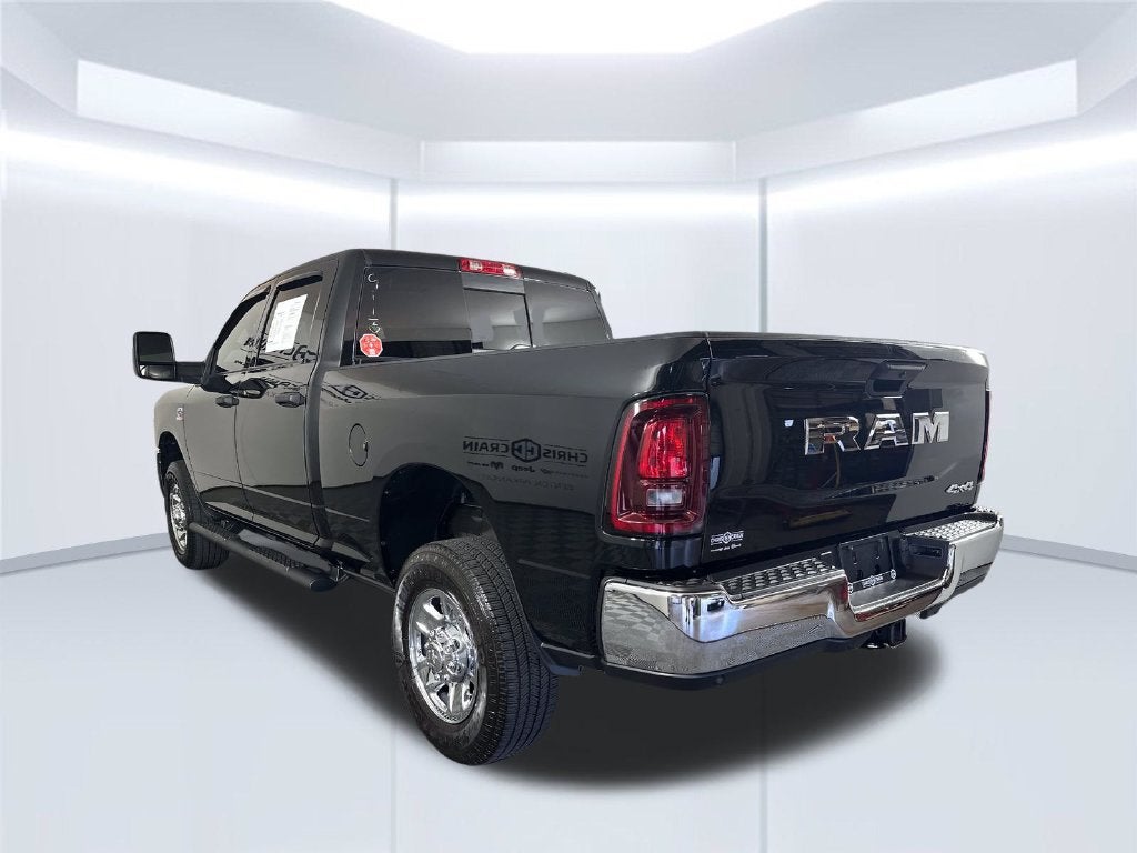 2025 RAM 2500 Tradesman Crew Cab 4x4 6'4' Box