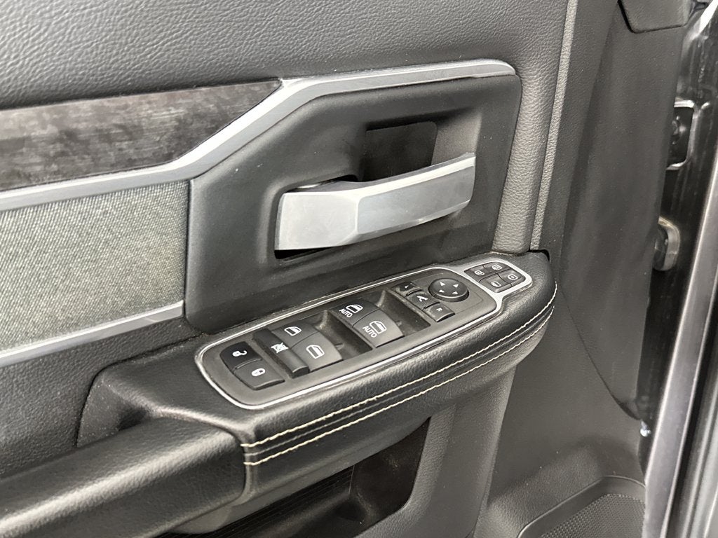 2023 RAM 3500 Big Horn Crew Cab 4x4 8' Box