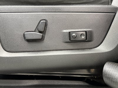 2023 RAM 3500 Big Horn Crew Cab 4x4 8' Box