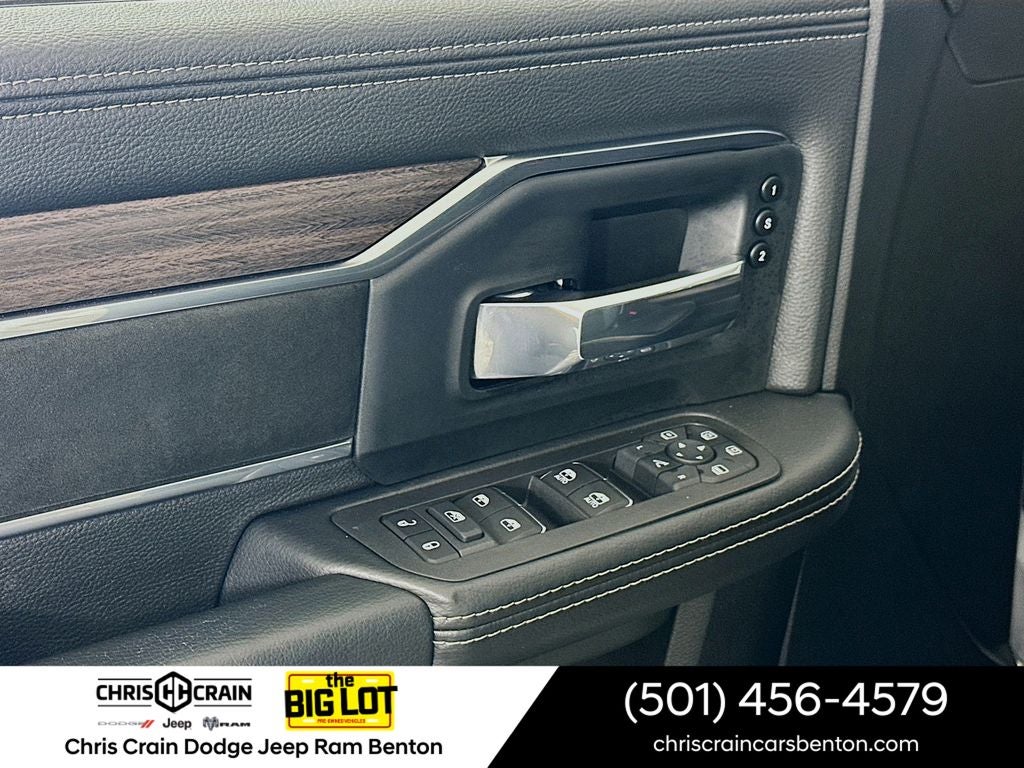 2025 RAM 3500 Laramie Crew Cab 4x4 8' Box