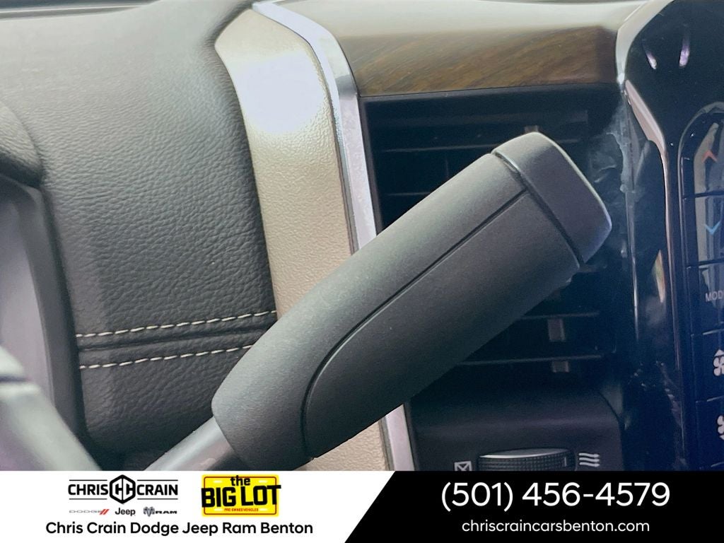 2024 RAM 3500 Laramie Crew Cab 4x4 8' Box