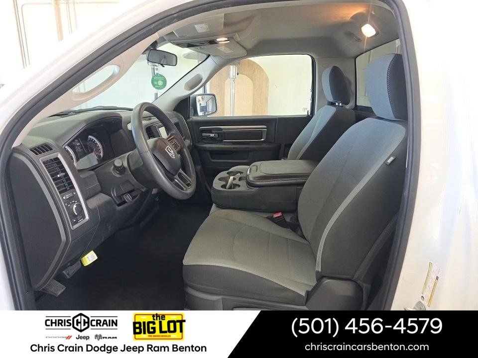 2022 RAM 1500 Classic Tradesman Regular Cab 4x2 8' Box