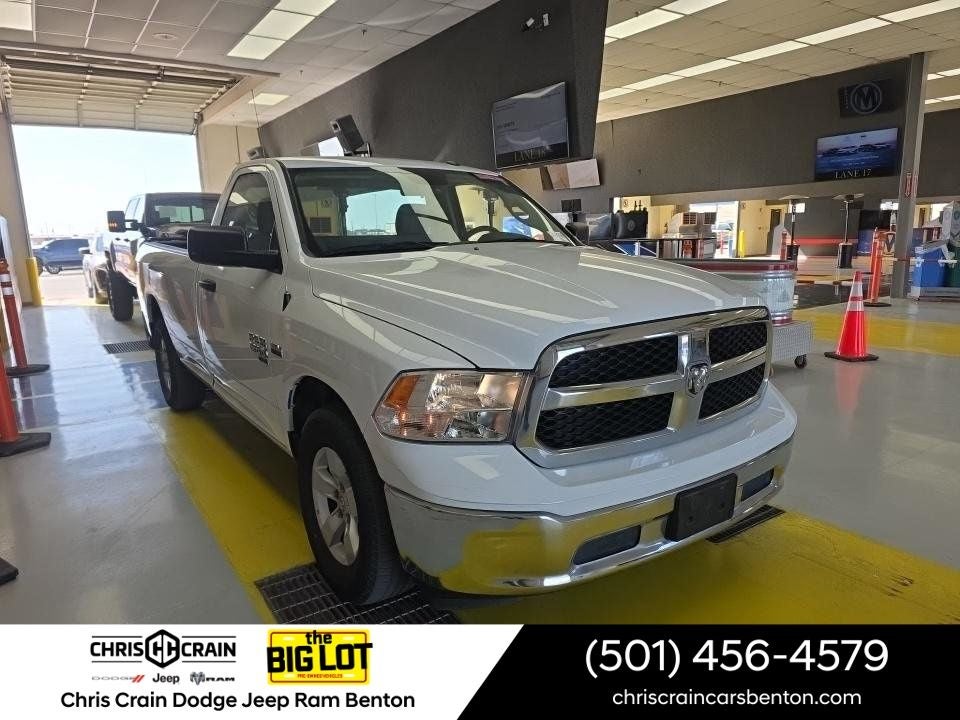 2022 RAM 1500 Classic Tradesman Regular Cab 4x2 8' Box