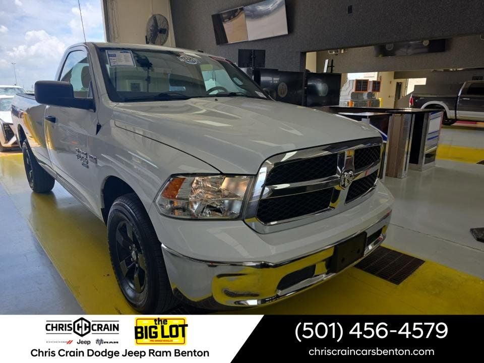 2019 RAM 1500 Classic Tradesman Regular Cab 4x2 8' Box