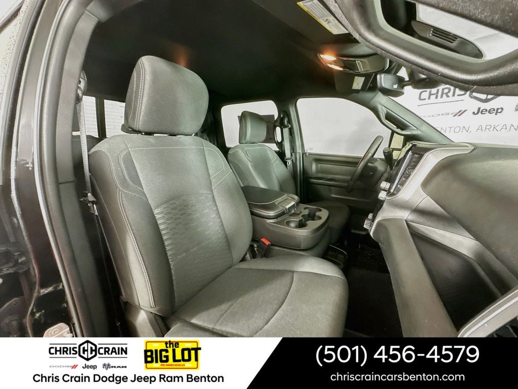 2025 RAM 2500 Tradesman Crew Cab 4x4 6'4' Box