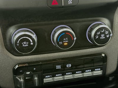 2020 RAM 2500 Tradesman Crew Cab 4X4 6'4' Box