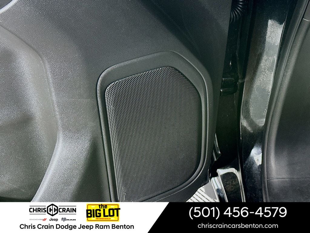 2020 Chevrolet Silverado 1500 2WD Crew Cab Short Bed Custom