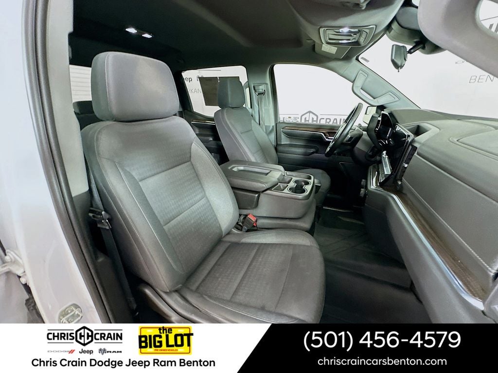 2023 Chevrolet Silverado 1500 4WD Crew Cab Standard Bed LT