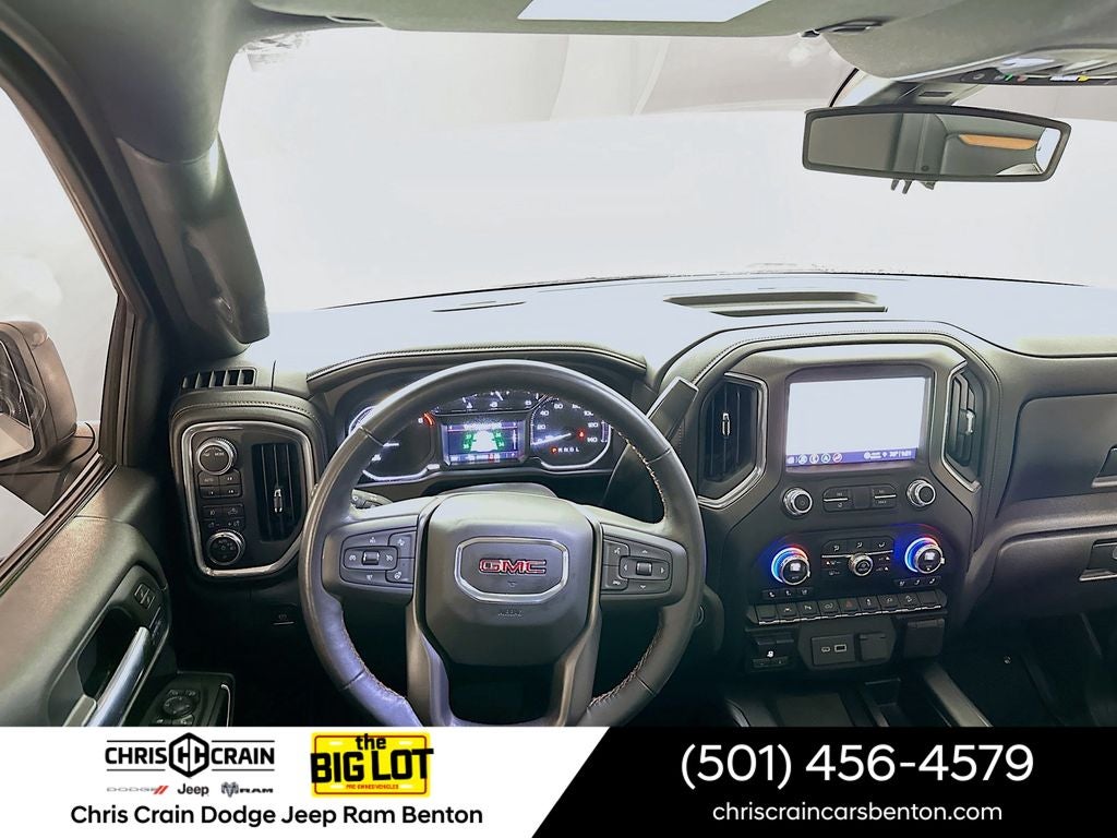 2022 GMC Sierra 1500 Limited 4WD Crew Cab Short Box AT4