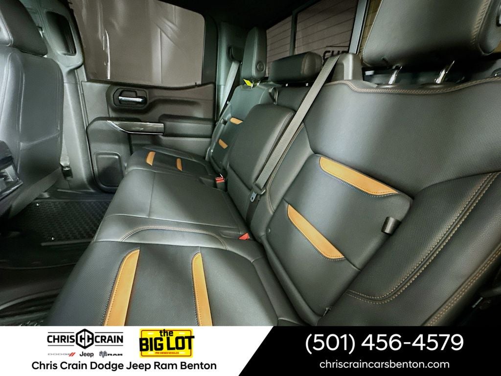 2022 GMC Sierra 1500 Limited 4WD Crew Cab Short Box AT4