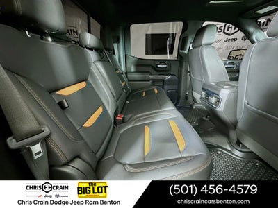 2022 GMC Sierra 1500 Limited 4WD Crew Cab Short Box AT4