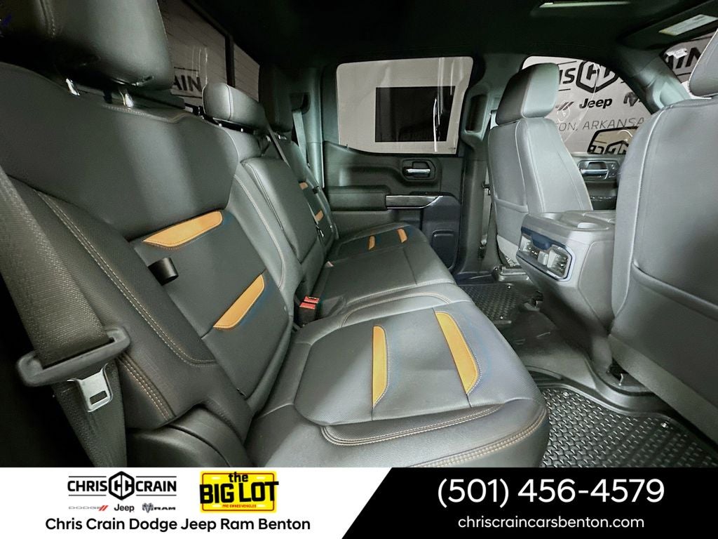 2022 GMC Sierra 1500 Limited 4WD Crew Cab Short Box AT4