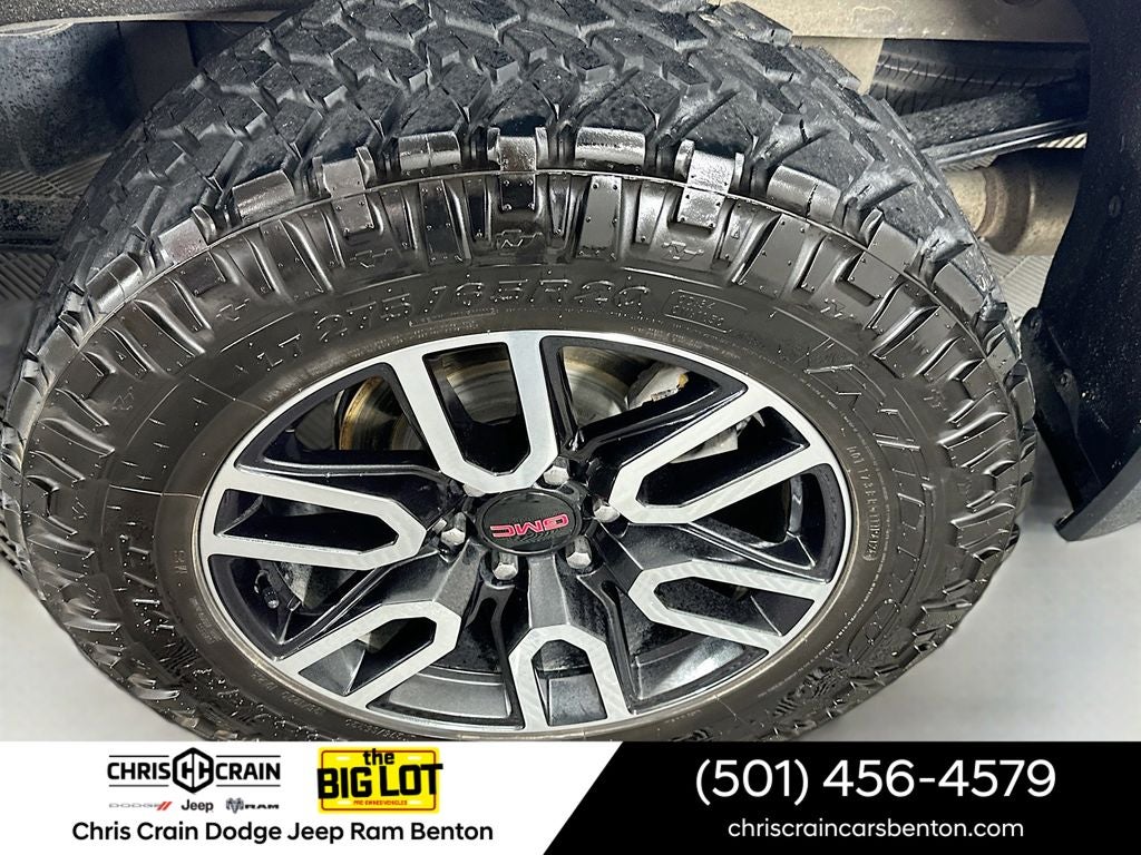 2022 GMC Sierra 1500 Limited 4WD Crew Cab Short Box AT4