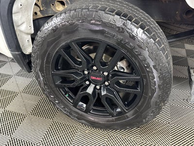 2024 GMC Sierra 1500 4WD Crew Cab Short Box Elevation with 3SB