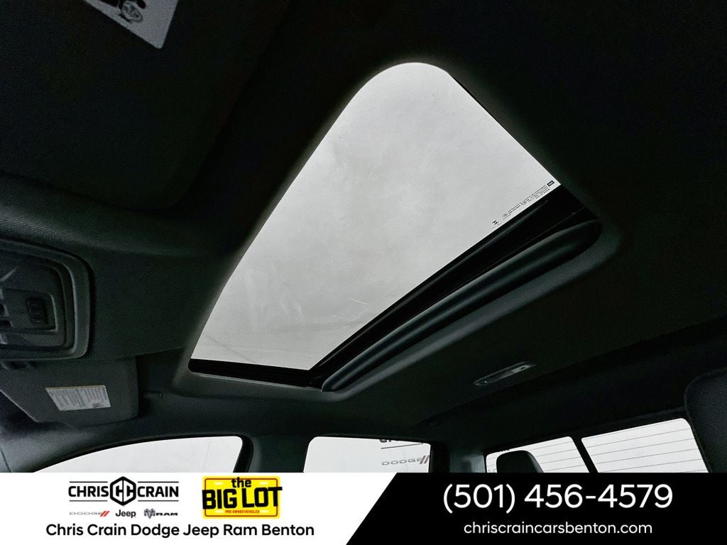 2025 GMC Sierra 1500 4WD Crew Cab Short Box SLT