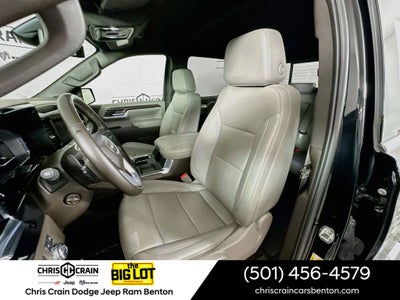 2024 GMC Sierra 1500 4WD Crew Cab Short Box SLT
