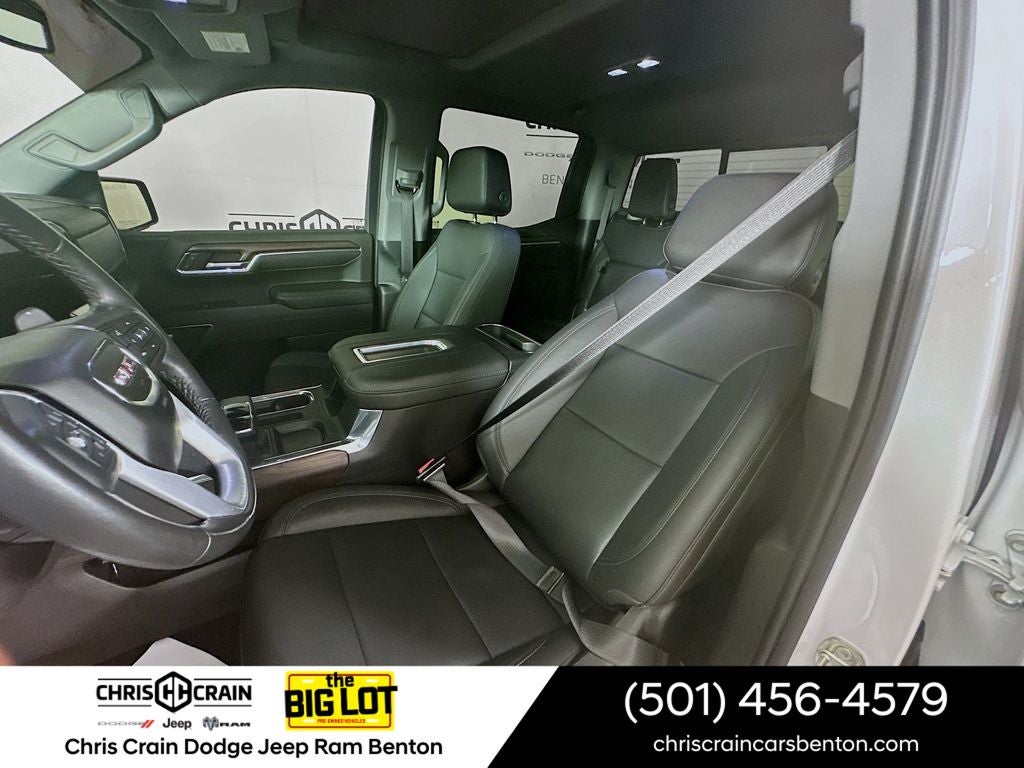 2022 GMC Sierra 1500 4WD Crew Cab Short Box SLT