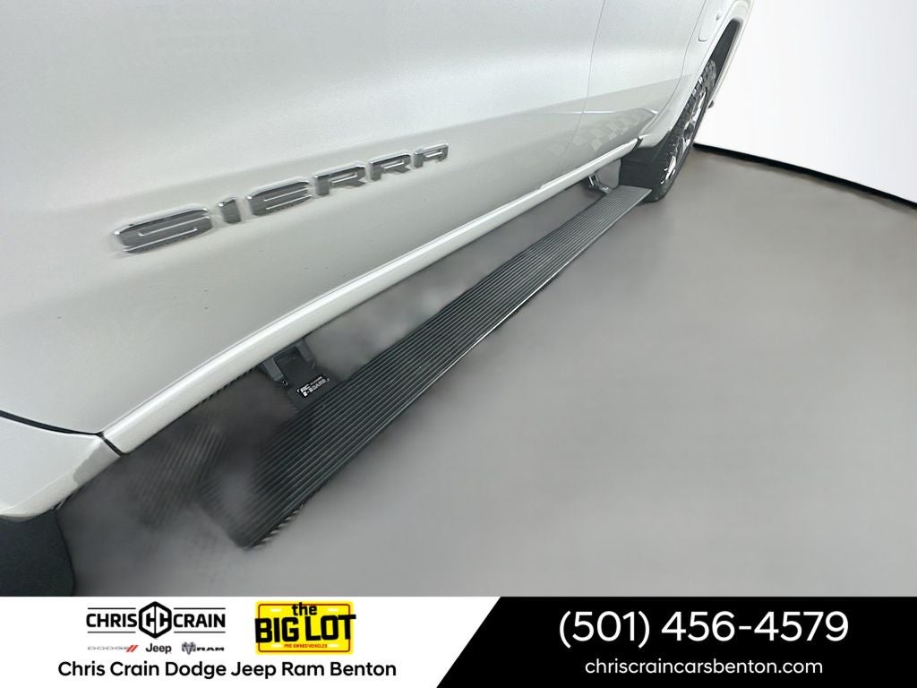 2022 GMC Sierra 1500 4WD Crew Cab Short Box SLT