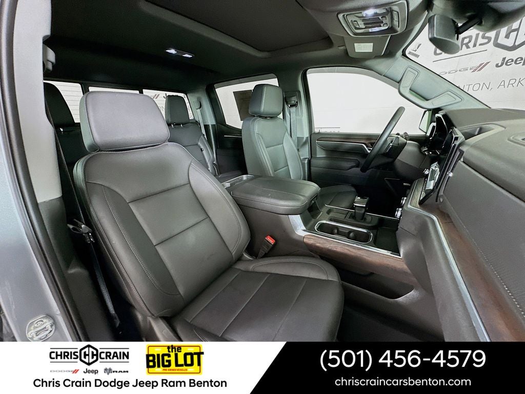 2025 GMC Sierra 1500 4WD Crew Cab Standard Box SLT