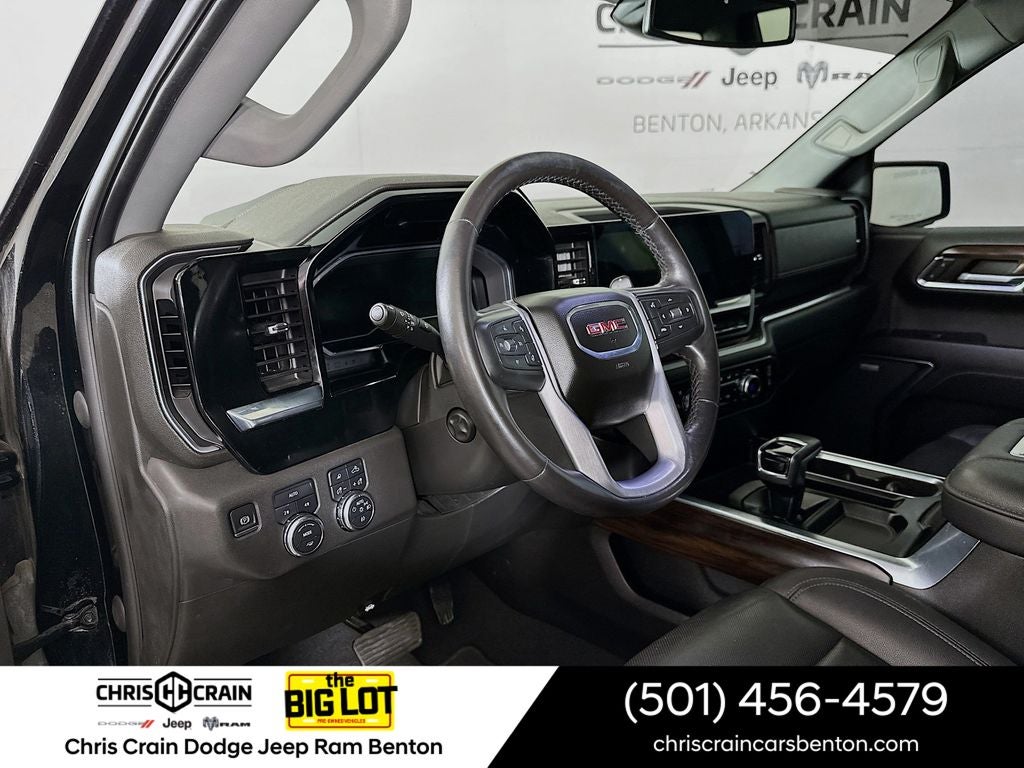 2022 GMC Sierra 1500 4WD Crew Cab Short Box SLT