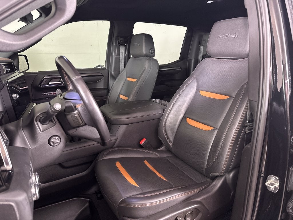 2023 GMC Sierra 1500 4WD Crew Cab Short Box AT4