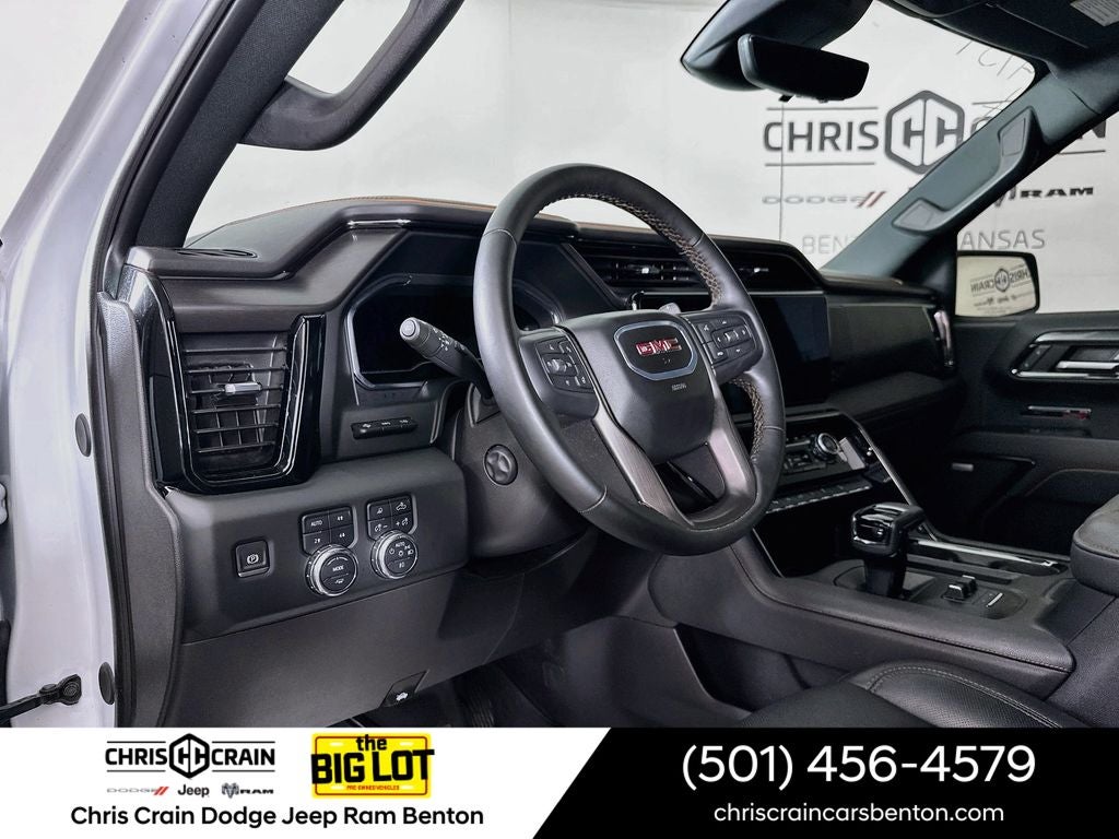 2024 GMC Sierra 1500 4WD Crew Cab Short Box AT4