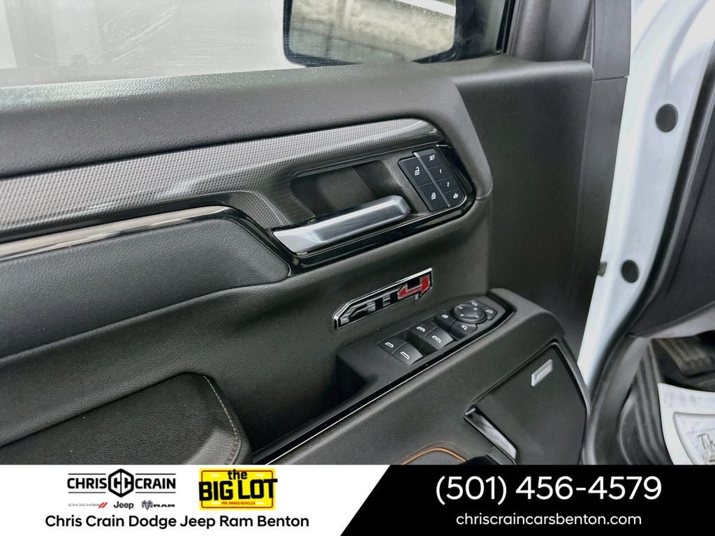 2024 GMC Sierra 1500 4WD Crew Cab Short Box AT4