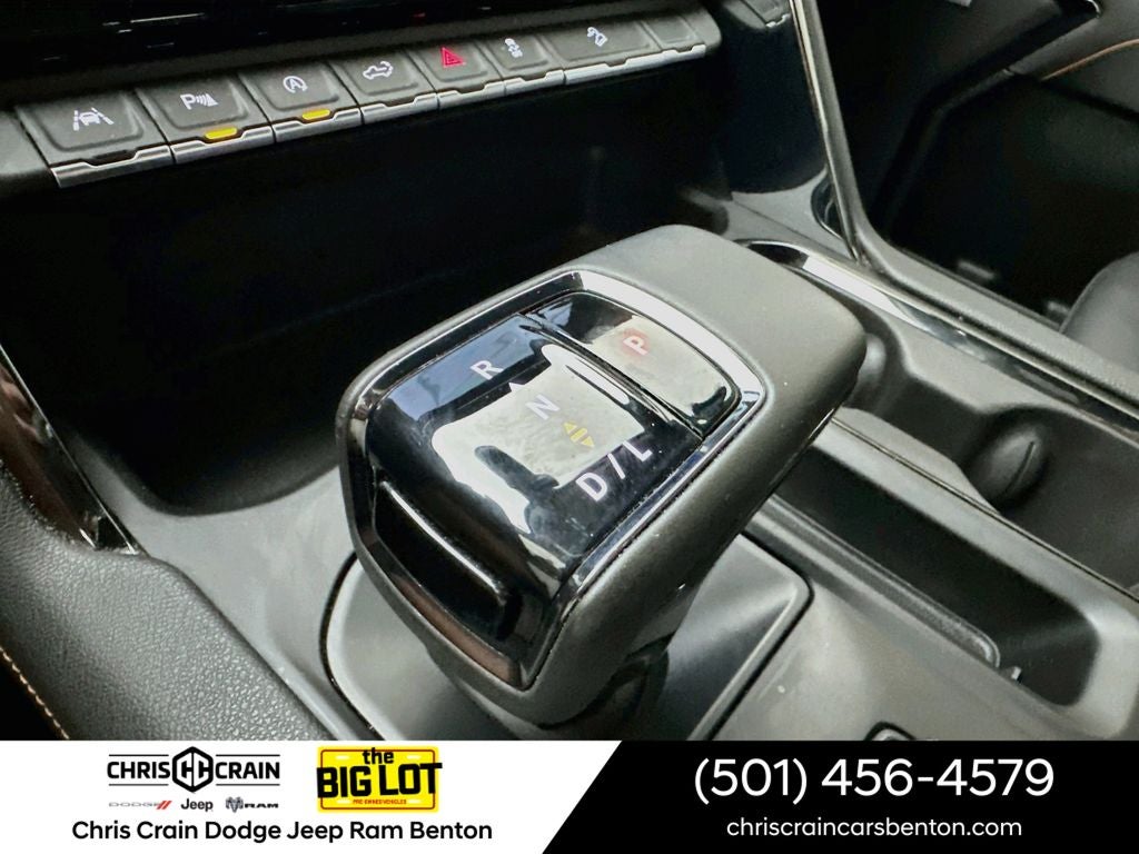 2024 GMC Sierra 1500 4WD Crew Cab Short Box AT4