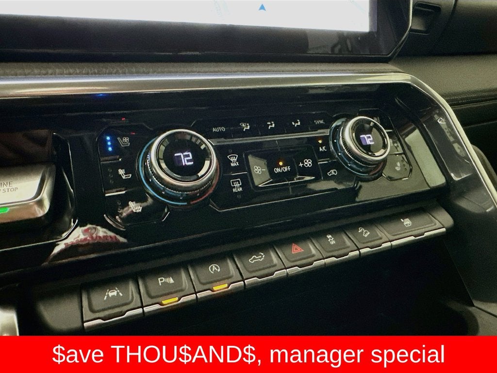 2023 GMC Sierra 1500 4WD Crew Cab Short Box Denali