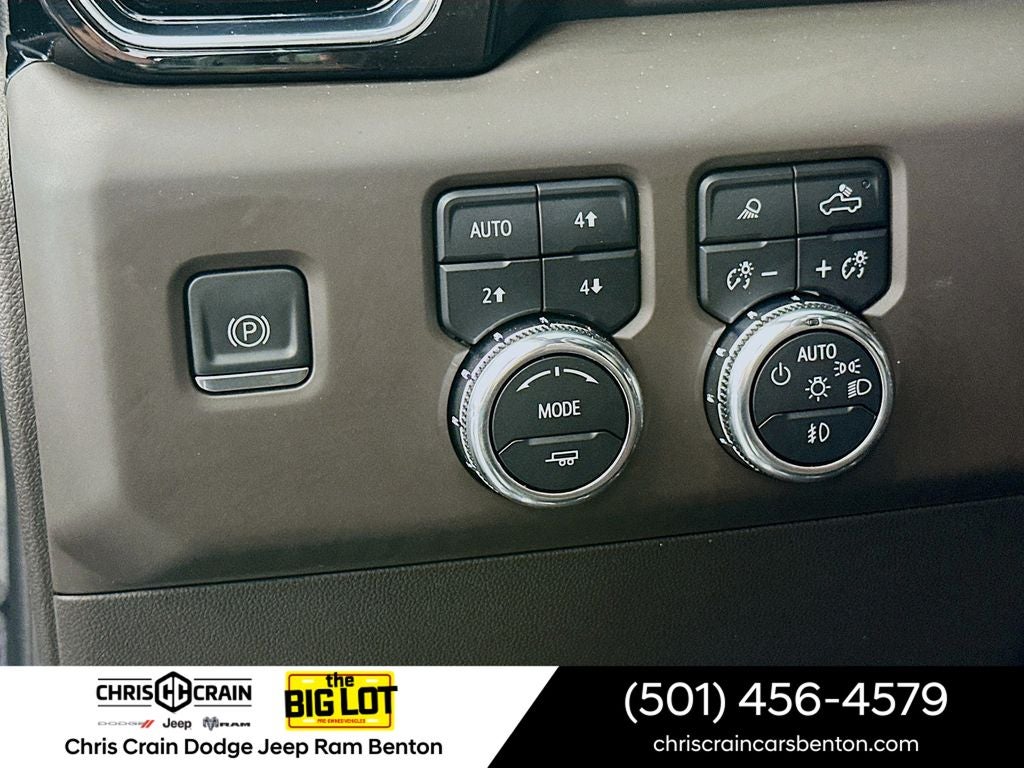 2023 GMC Sierra 1500 4WD Crew Cab Short Box Denali