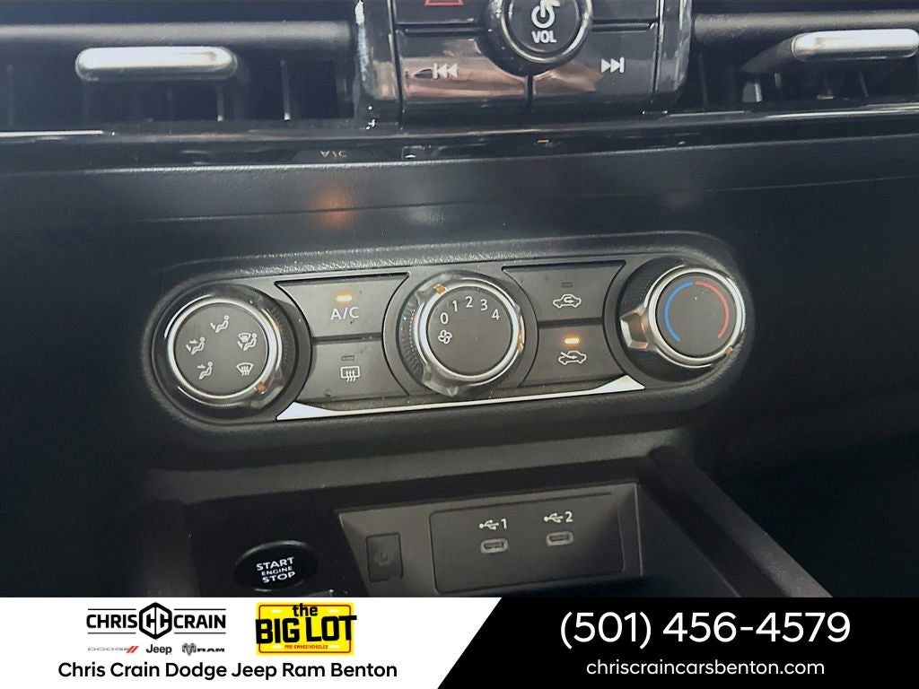 2025 Nissan Kicks SV FWD