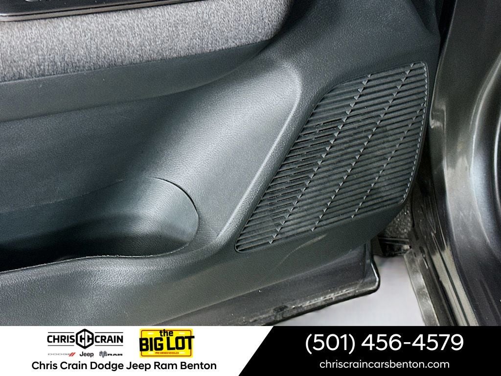 2025 Nissan Kicks SV FWD