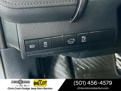 2020 Toyota Camry LE AWD