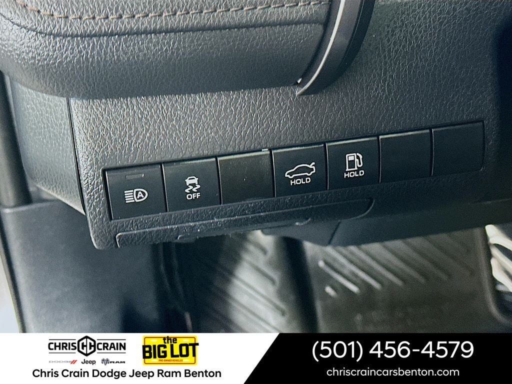 2020 Toyota Camry LE AWD