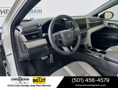 2025 Toyota Camry SE