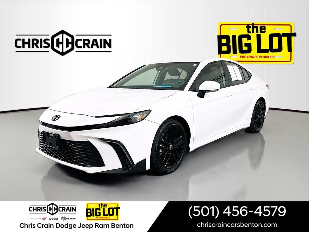 2025 Toyota Camry SE