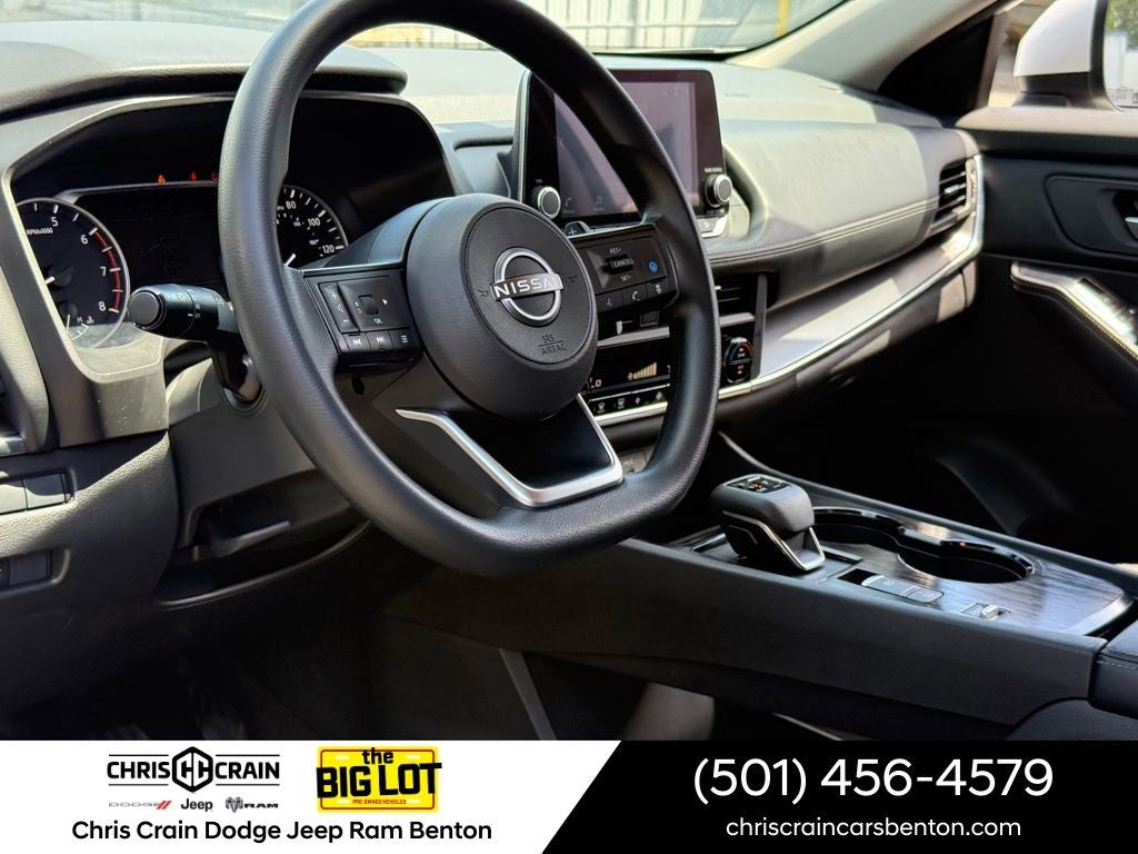 2024 Nissan Rogue SV FWD