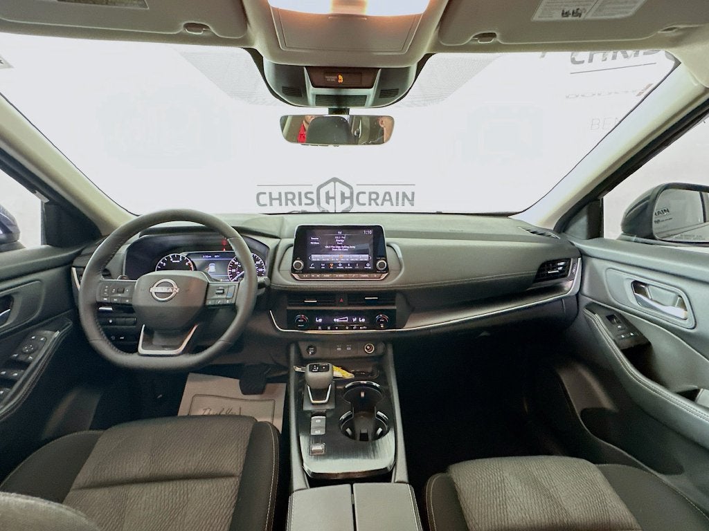 2025 Nissan Rogue SV FWD