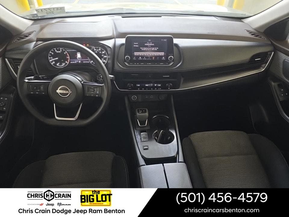 2023 Nissan Rogue SV FWD