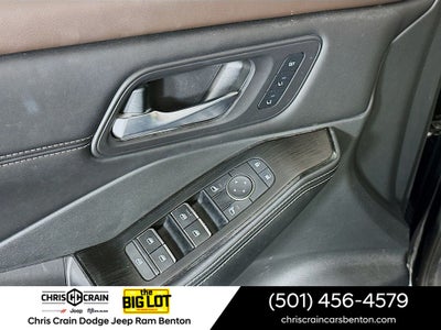 2022 Nissan Rogue SL FWD