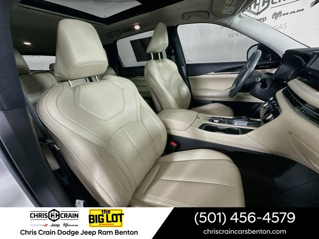 2023 INFINITI QX60 PURE