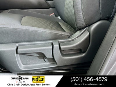 2024 Nissan Pathfinder S FWD