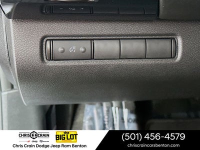 2024 Nissan Pathfinder S FWD