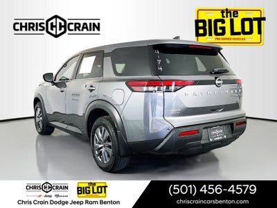 2024 Nissan Pathfinder S FWD